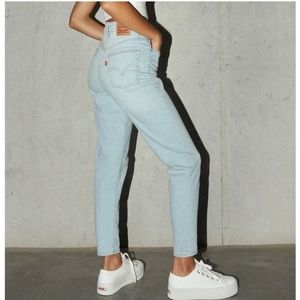 Levi's High Waist Baby Blue Cord Mom Jeans 29/8